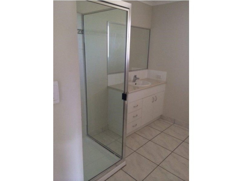 17 BURNS STREET, Capella QLD 4723