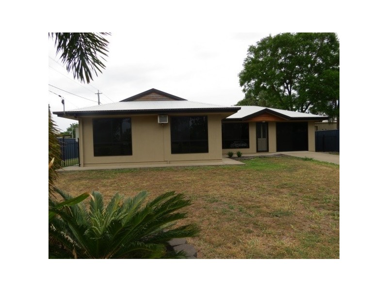 47 PARK AVENUE, Emerald QLD 4720