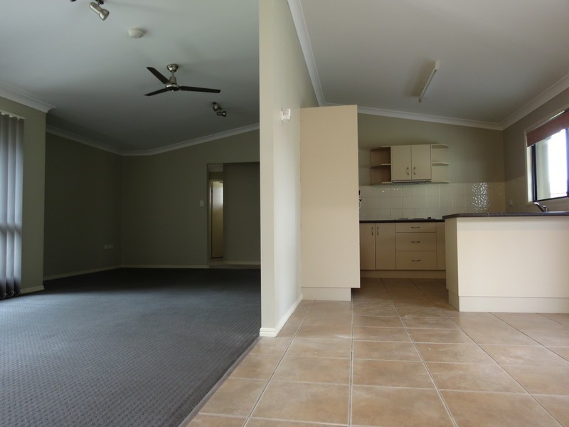 47 PARK AVENUE, Emerald QLD 4720