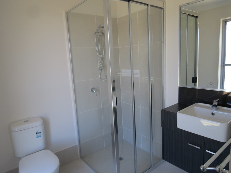 21 Thornton Street, Emerald QLD 4720