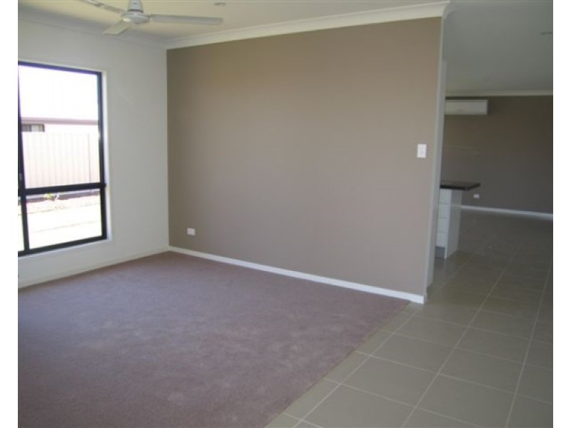 41 Blue Gum Drive, Emerald QLD 4720