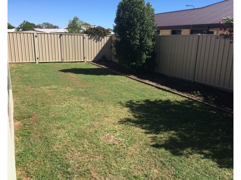 41 Blue Gum Drive, Emerald QLD 4720