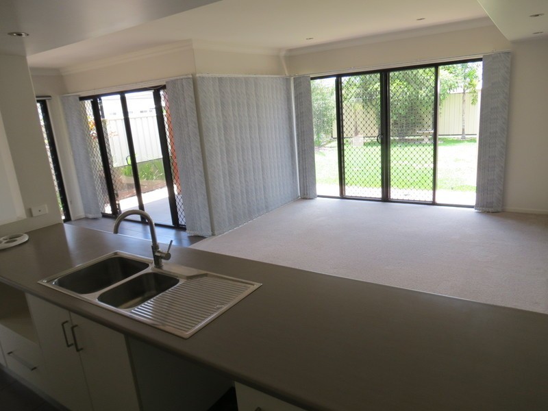 1/6 Desgrand Street, Emerald QLD 4720