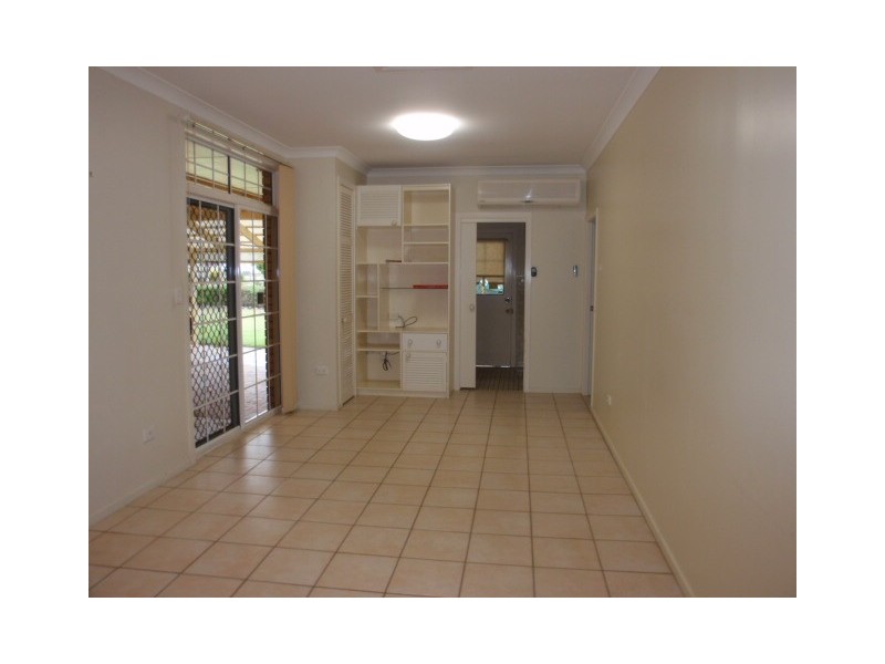 8 Kythera Road, Emerald QLD 4720