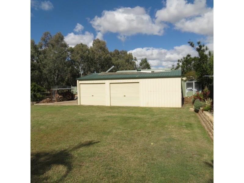 10 Kidd Street, Emerald QLD 4720