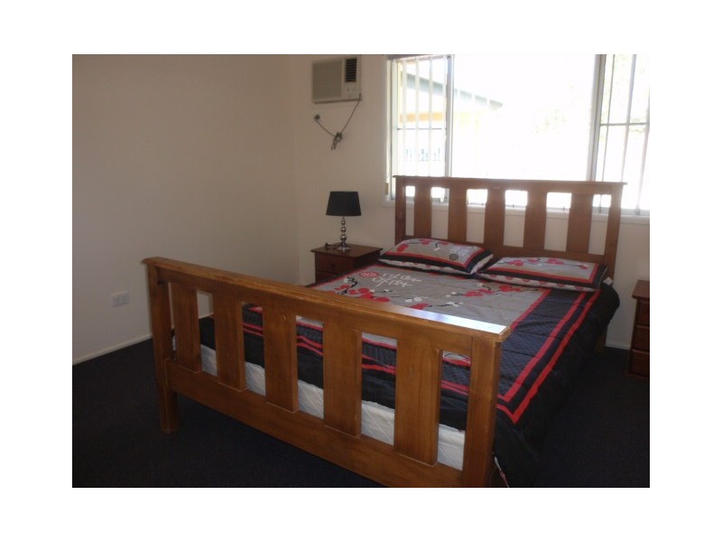 1/25 Campbell Street, Emerald QLD 4720