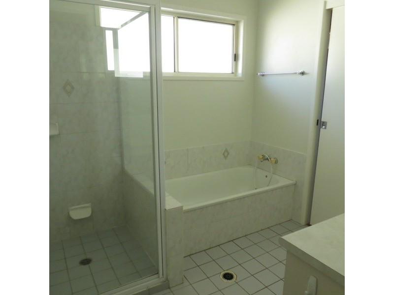 55 Bonython Drive, Emerald QLD 4720