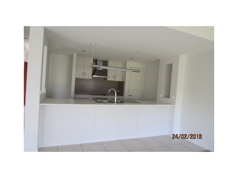 7/20-24 Mooney Crescent “The Vybe”, Emerald QLD 4720