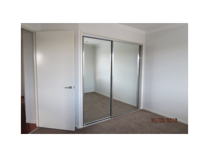 7/20-24 Mooney Crescent “The Vybe”, Emerald QLD 4720