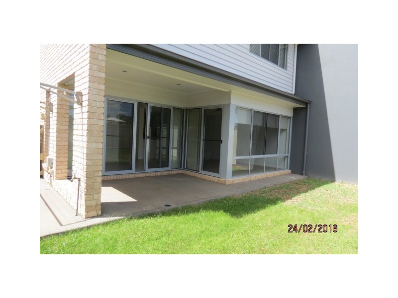 7/20-24 Mooney Crescent “The Vybe”, Emerald QLD 4720