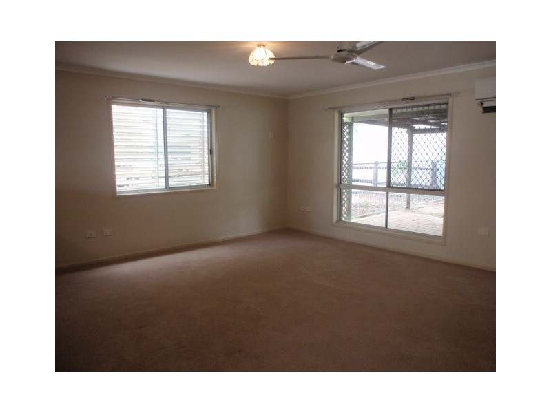 1 Wilby Place, Emerald QLD 4720