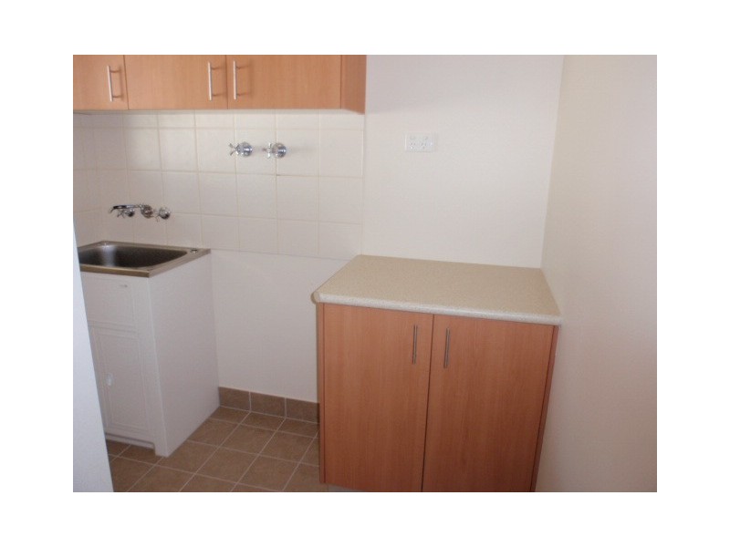 1 Wilby Place, Emerald QLD 4720
