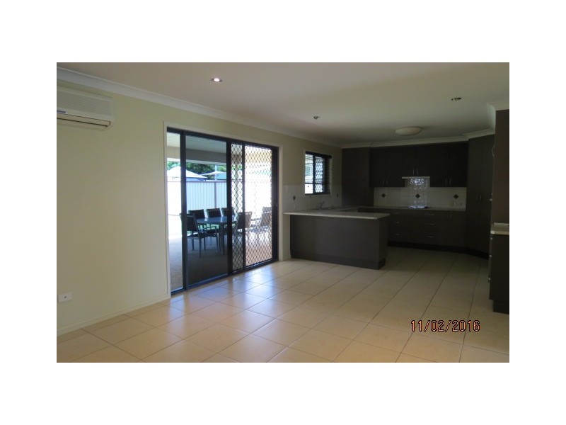 39 Park Avenue, Emerald QLD 4720