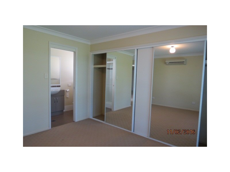 39 Park Avenue, Emerald QLD 4720