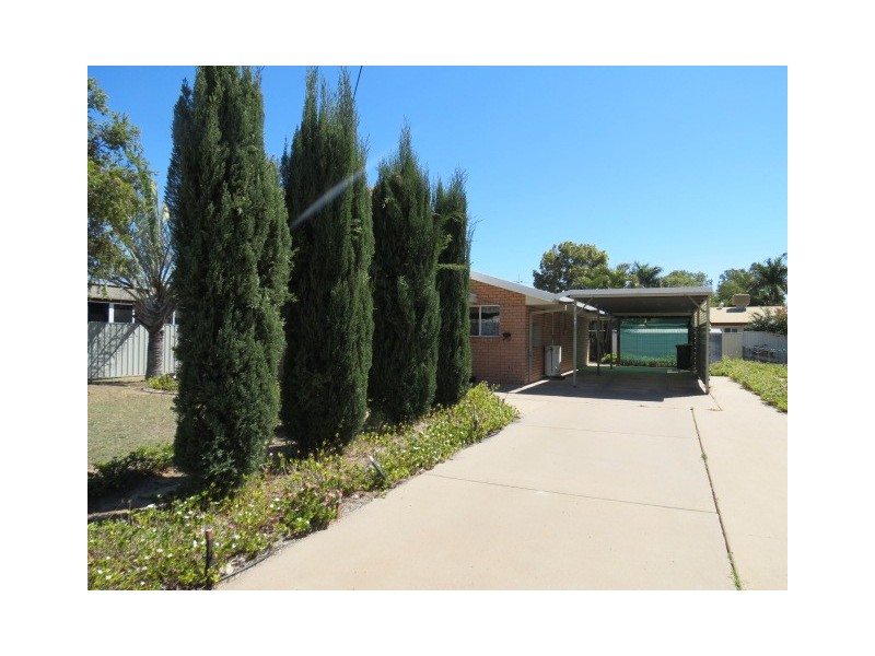 21 Eubar Place, Emerald QLD 4720