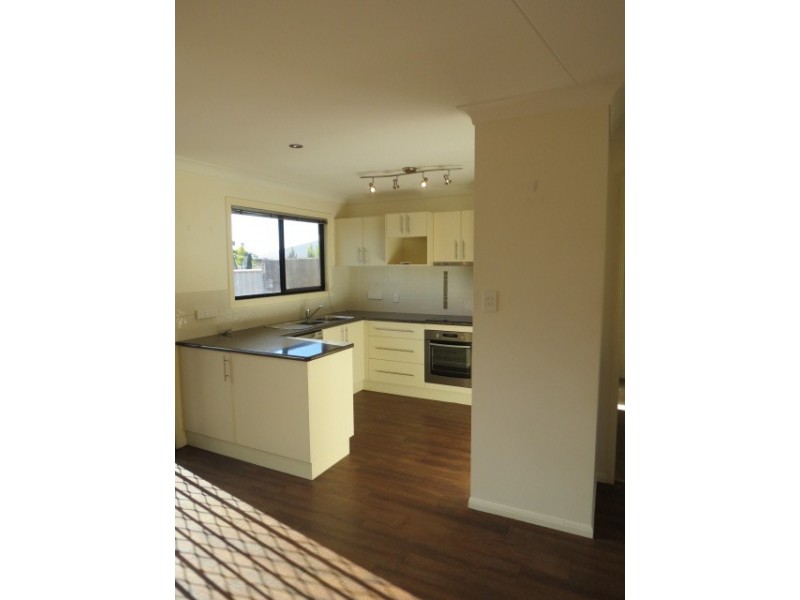 1/8 Pressler Road, Emerald QLD 4720