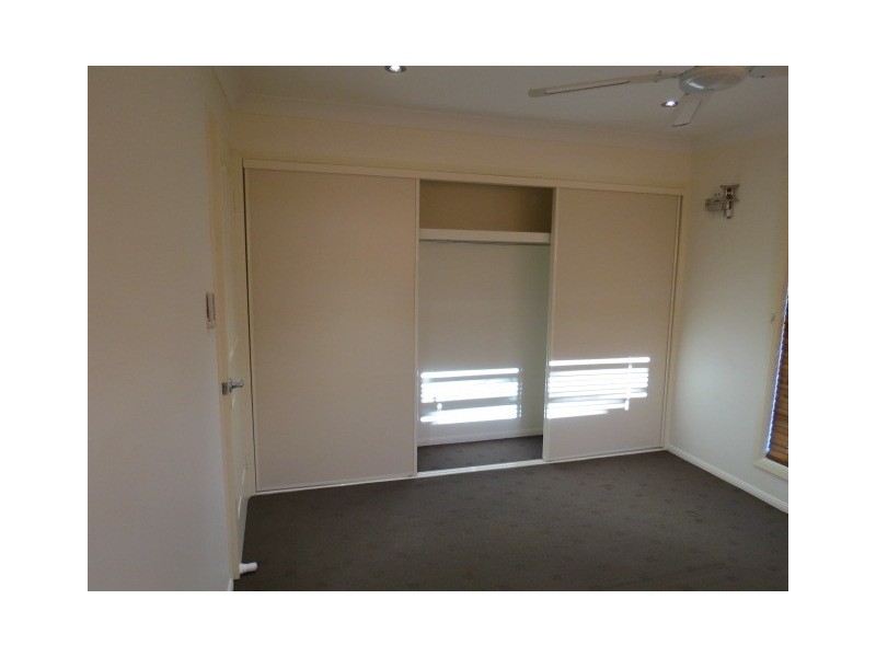 1/8 Pressler Road, Emerald QLD 4720