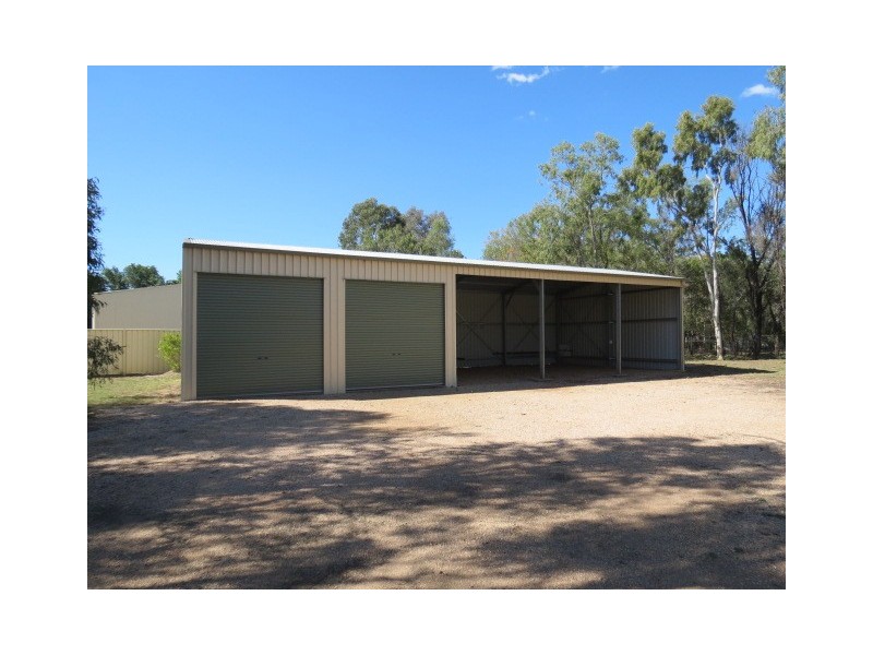3 Oxley Court, Emerald QLD 4720