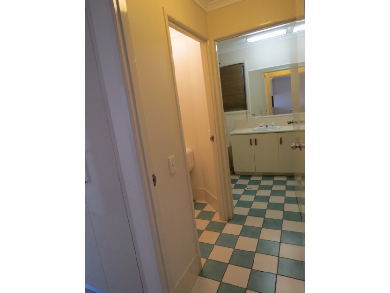 4/29 Esmond Street, Emerald QLD 4720