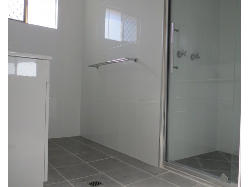 2/66 Esmond Street, Emerald QLD 4720