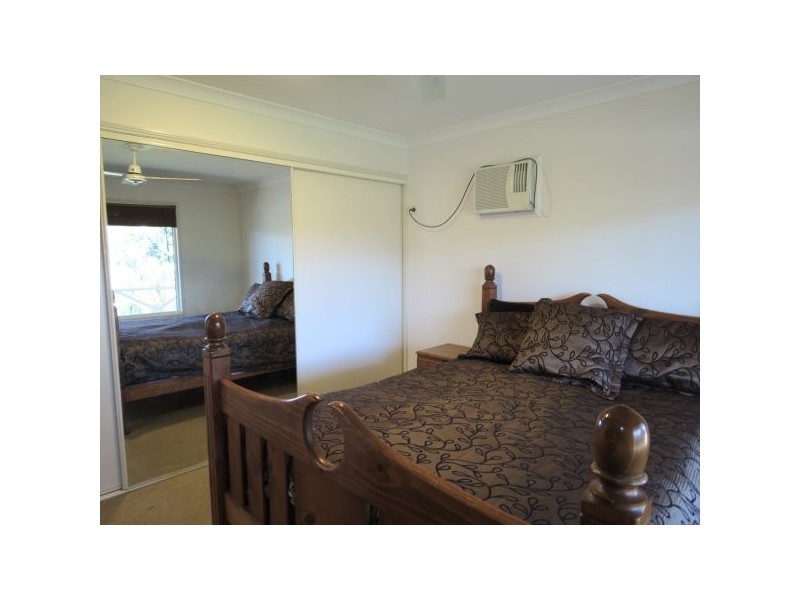 2/87 Roberts Street, Emerald QLD 4720