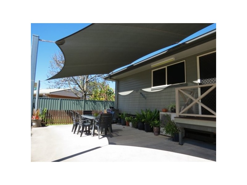 2/87 Roberts Street, Emerald QLD 4720