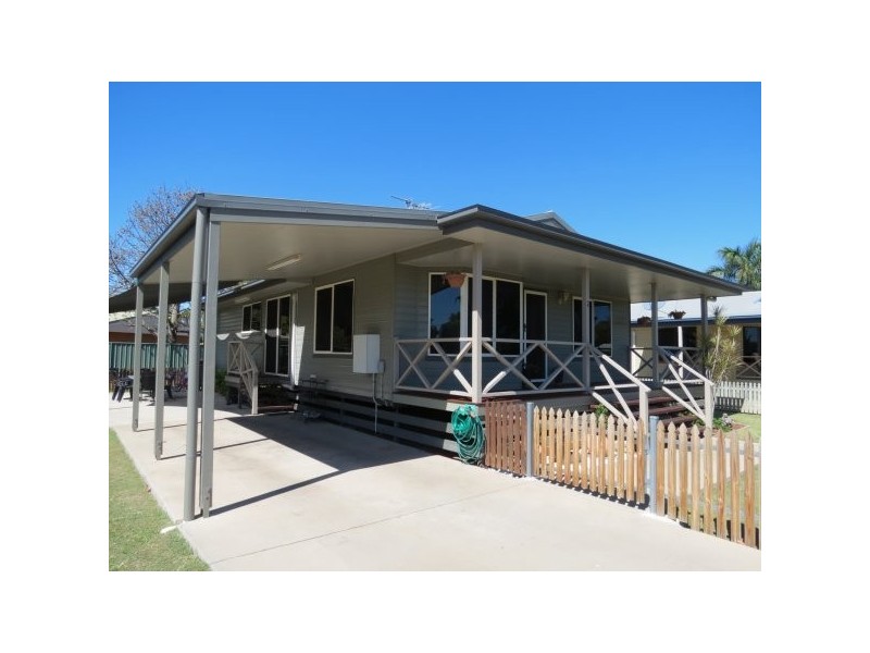 2/87 Roberts Street, Emerald QLD 4720