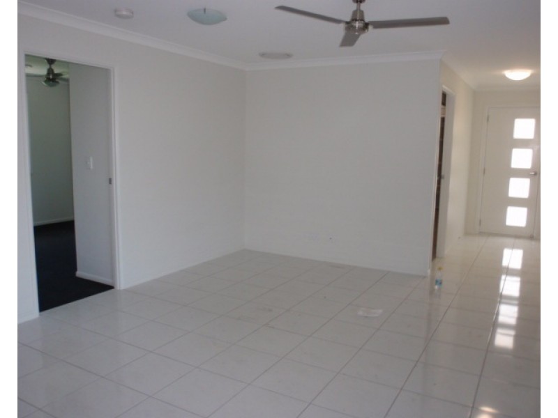 12 Scotts Peak Drive, Capella QLD 4723
