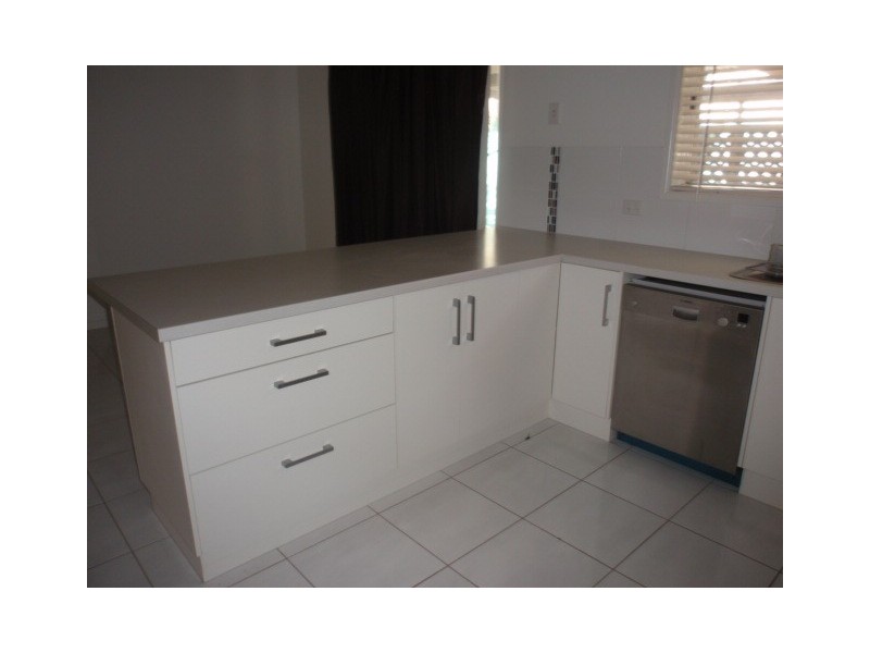 105 Roberts Street, Emerald QLD 4720