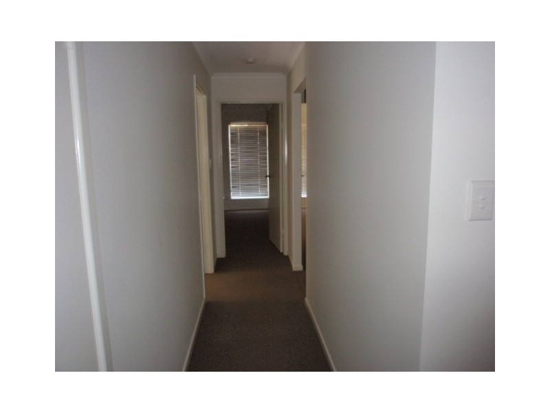 105 Roberts Street, Emerald QLD 4720