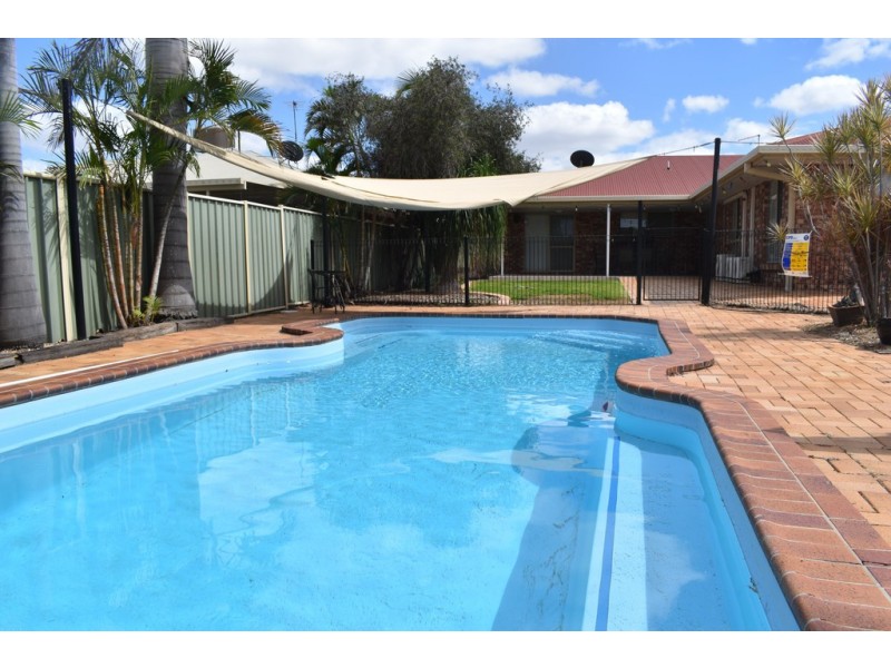 2 Cowan Crescent, Emerald QLD 4720