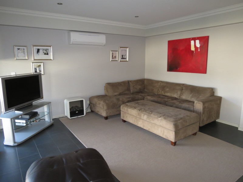 11 MORGAN PLACE, Emerald QLD 4720