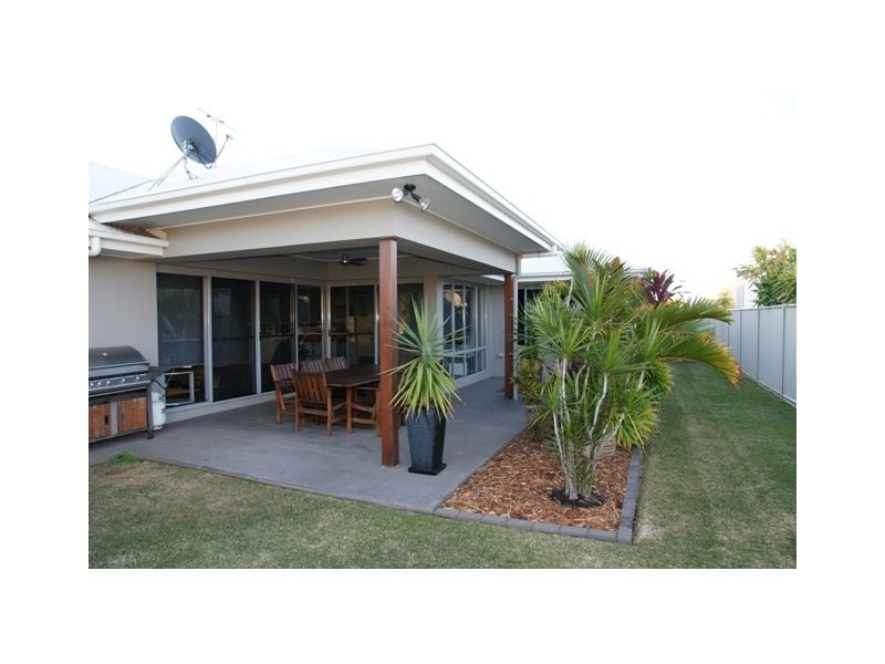 11 MORGAN PLACE, Emerald QLD 4720