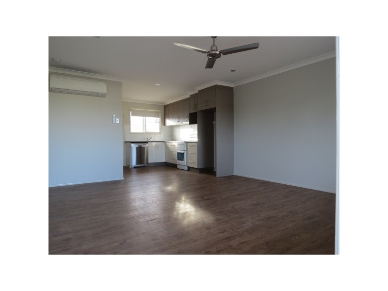 3/20 White Street, Emerald QLD 4720