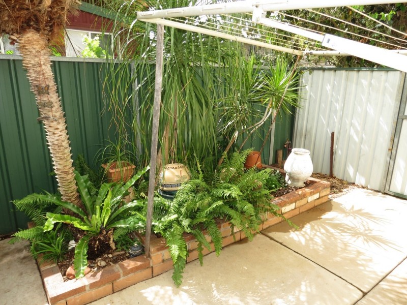 1/52 Borilla Street, Emerald QLD 4720