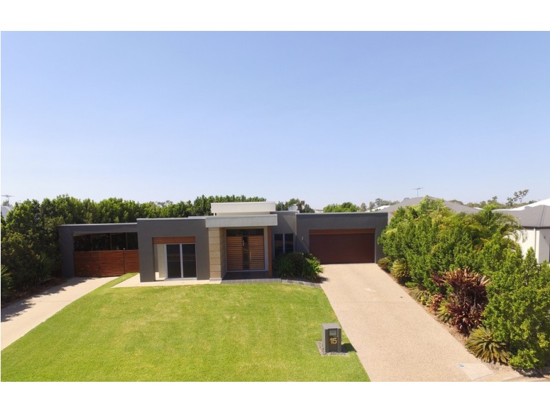 15 Morgan Place, Emerald QLD 4720