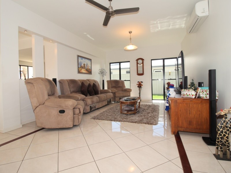 19 Saville Street, Emerald QLD 4720