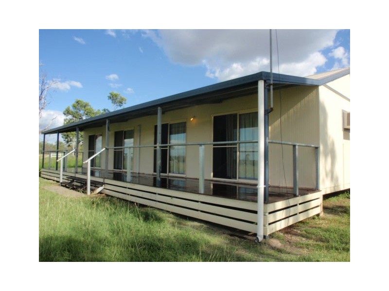 12 Nagle St, Capella QLD 4723