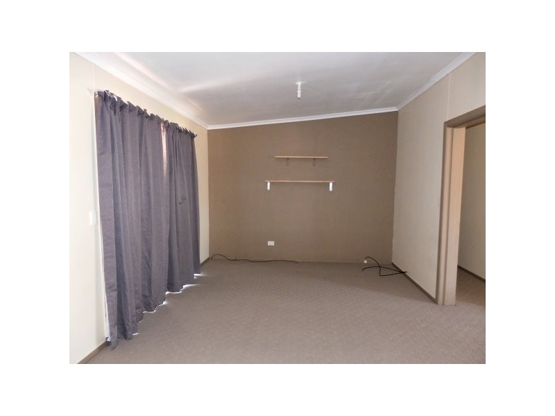 12 Nagle St, Capella QLD 4723
