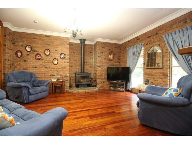 22 Akubra Drive, Emerald QLD 4720