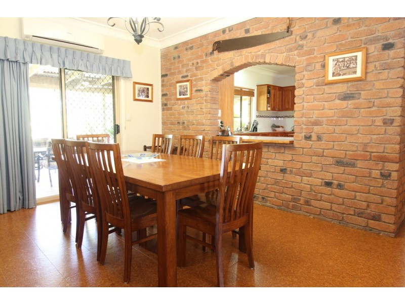 22 Akubra Drive, Emerald QLD 4720