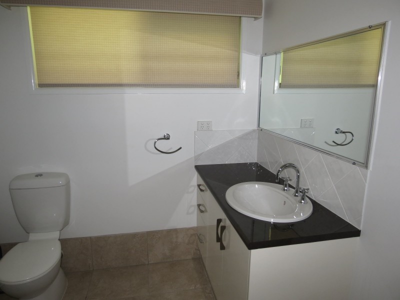 37 Slack Drive, Emerald QLD 4720