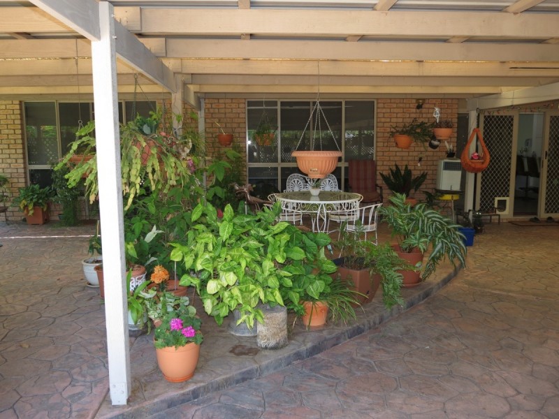 37 Slack Drive, Emerald QLD 4720