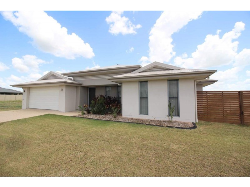 66 Canterbury Road, Emerald QLD 4720