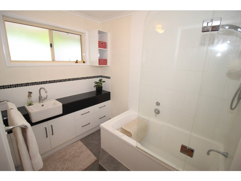 70 Crinum Crescent, Emerald QLD 4720