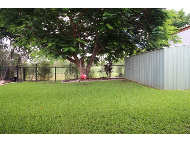 70 Crinum Crescent, Emerald QLD 4720