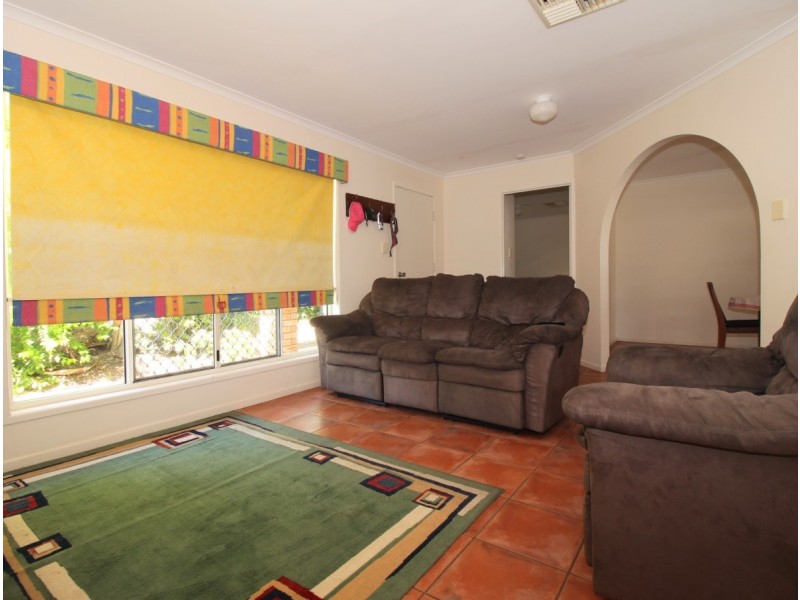 72 Gray Street, Emerald QLD 4720