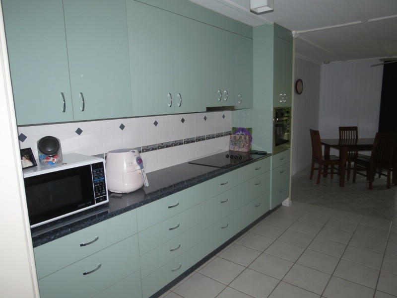 1 Akubra Drive, Emerald QLD 4720