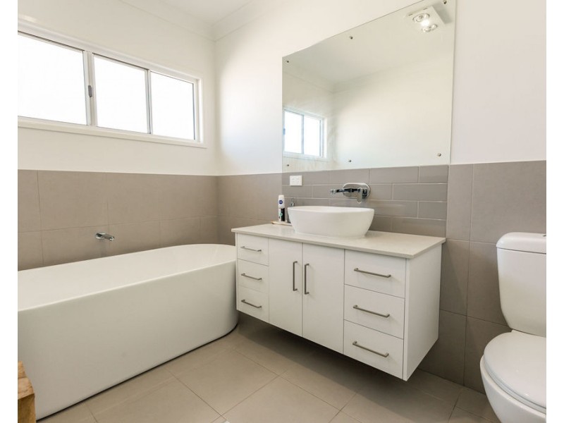 29 Carrington Place, Emerald QLD 4720