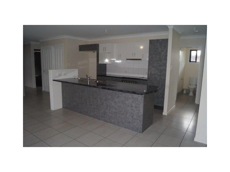 43 Newman Dr, Emerald QLD 4720